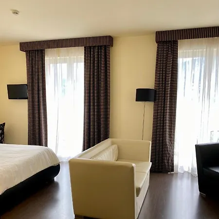 Campagnola 3* Malcesine